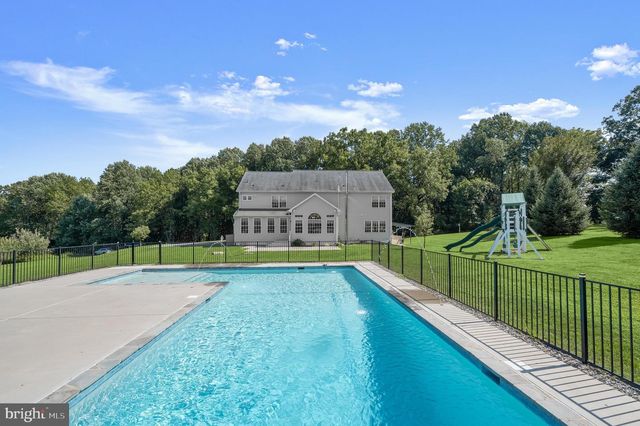 1650 VILLAGE GREEN DR, Woodbine, MD 21797
