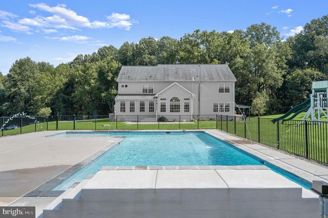 1650 VILLAGE GREEN DR, Woodbine, MD 21797