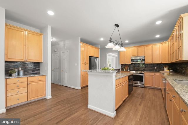1650 VILLAGE GREEN DR, Woodbine, MD 21797