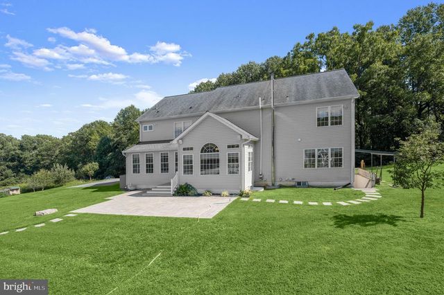 1650 VILLAGE GREEN DR, Woodbine, MD 21797