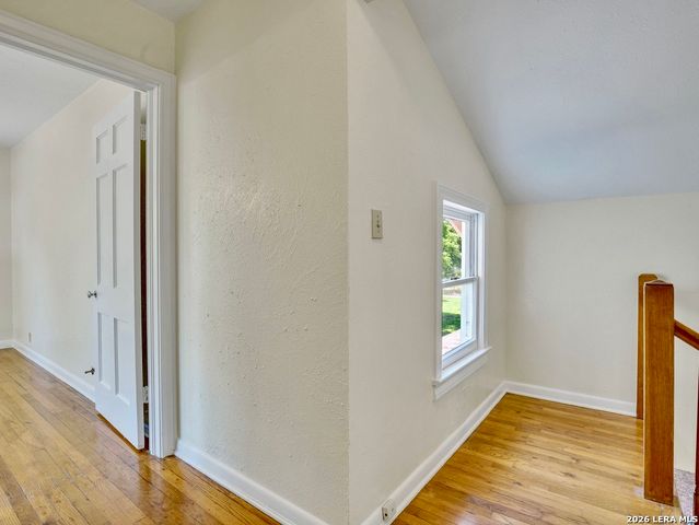 785 Burr, Terrell Hills, TX 78209