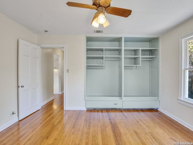 785 Burr, Terrell Hills, TX 78209