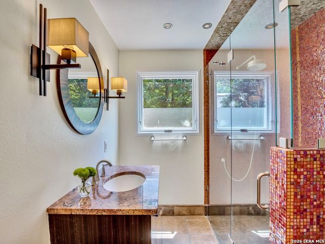 785 Burr, Terrell Hills, TX 78209