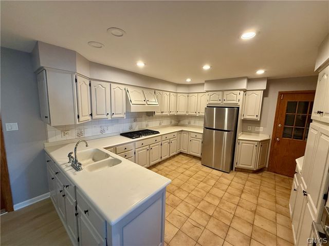106 Keith Drive, Cicero, NY 13212