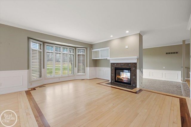 59807 Glacier Ridge N. Drive, Washington Twp, MI 48094