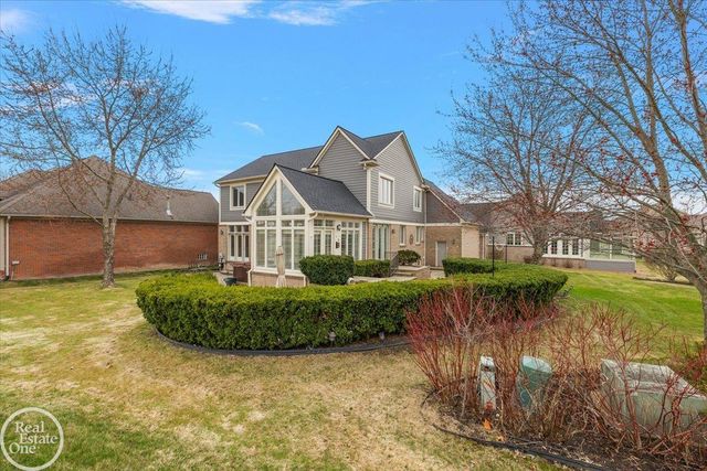 59807 Glacier Ridge N. Drive, Washington Twp, MI 48094