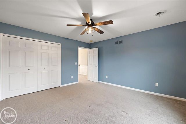 59807 Glacier Ridge N. Drive, Washington Twp, MI 48094