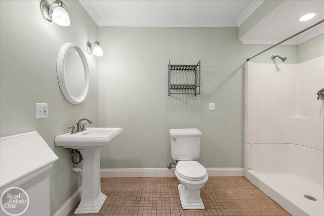 59807 Glacier Ridge N. Drive, Washington Twp, MI 48094