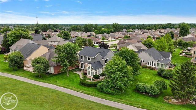59807 Glacier Ridge N. Drive, Washington Twp, MI 48094