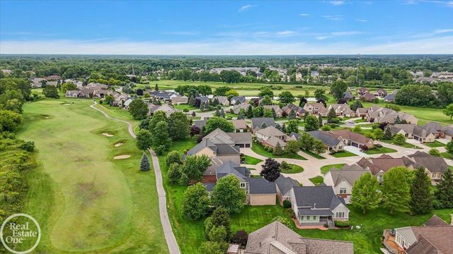 59807 Glacier Ridge N. Drive, Washington Twp, MI 48094