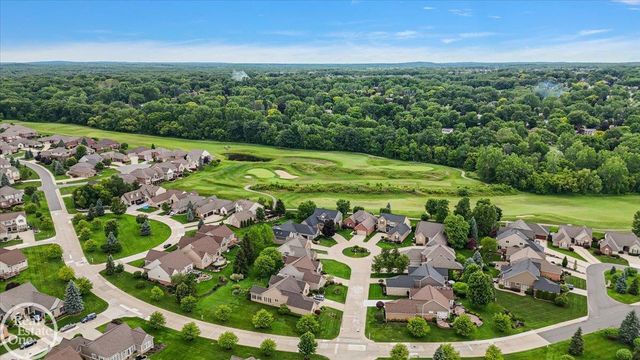 59807 Glacier Ridge N. Drive, Washington Twp, MI 48094