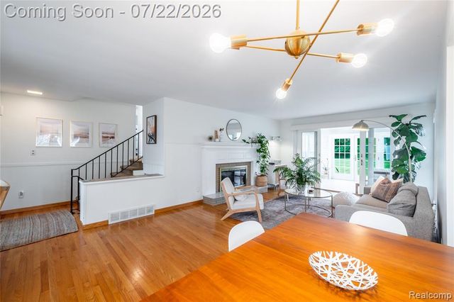 204 Terrace Court, Grand Blanc, MI 48439
