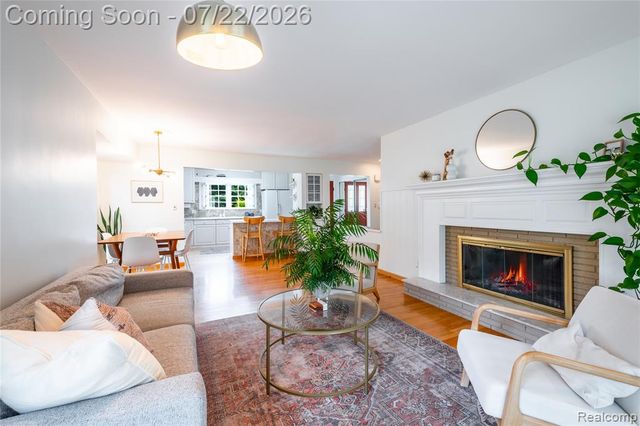 204 Terrace Court, Grand Blanc, MI 48439