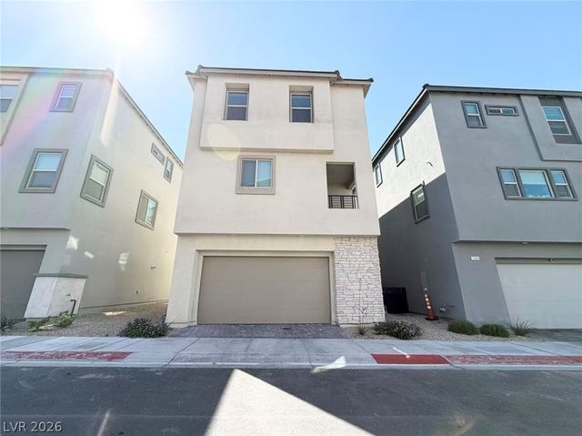 1477 Whistling Kite Street, Las Vegas, NV 89138