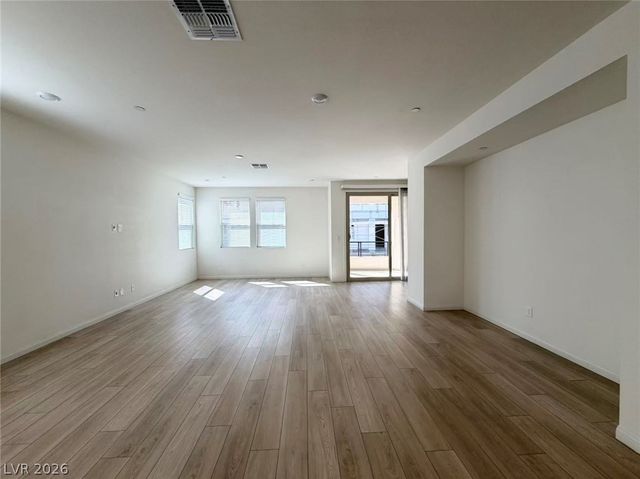 1477 Whistling Kite Street, Las Vegas, NV 89138