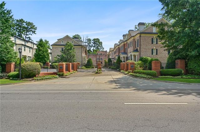 3475 Roxboro Road NE 10, Atlanta, GA 30326
