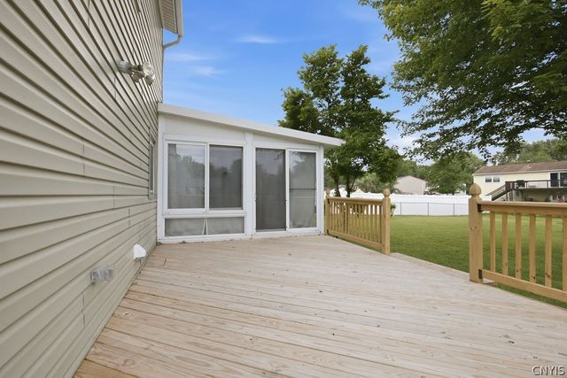 92 Ferndale Lane, Manlius, NY 13116