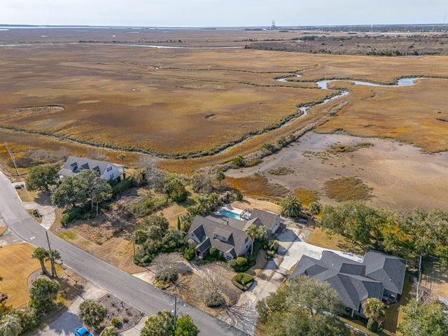 4118 Riverside Drive, Brunswick, GA 31520