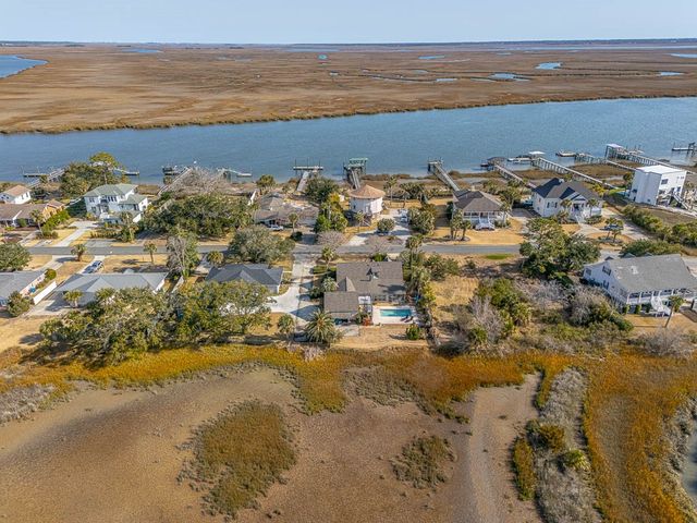 4118 Riverside Drive, Brunswick, GA 31520