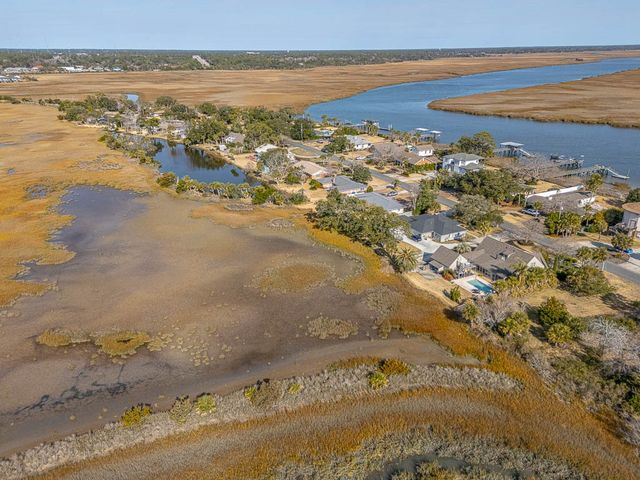 4118 Riverside Drive, Brunswick, GA 31520