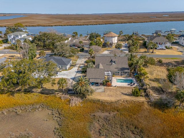 4118 Riverside Drive, Brunswick, GA 31520