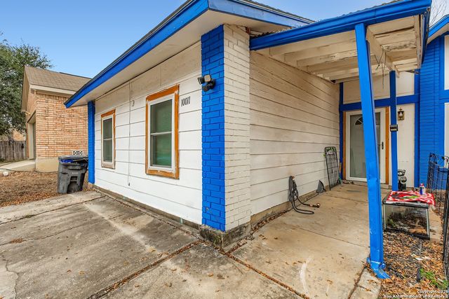 10011 Sugarloaf Drive, San Antonio, TX 78245