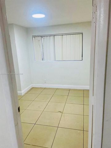 536 SW 6th Ter 536, Homestead, FL 33030
