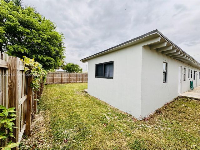 536 SW 6th Ter 536, Homestead, FL 33030