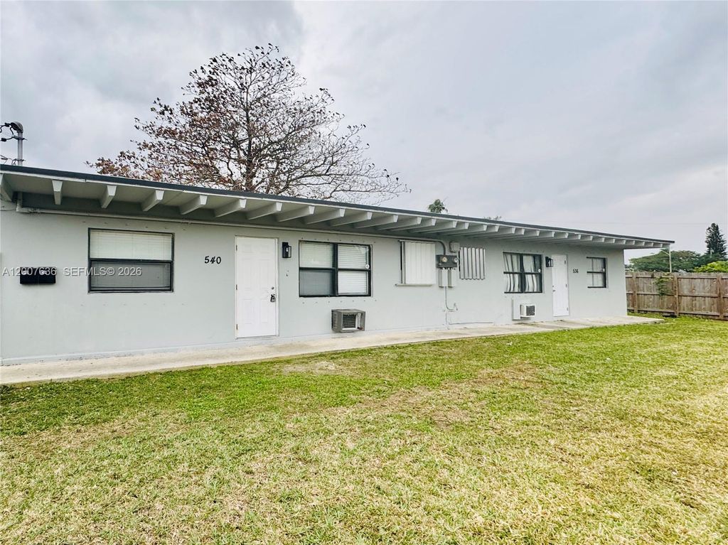 536 SW 6th Ter 536, Homestead, FL 33030