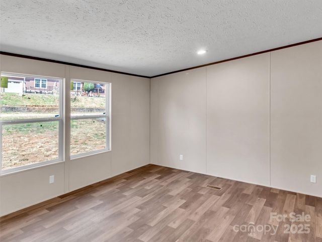 28 Addie Lane, Waynesville, NC 28786