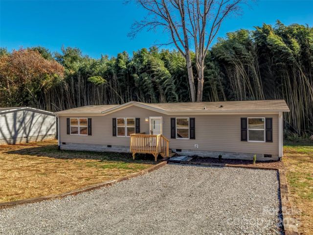 28 Addie Lane, Waynesville, NC 28786
