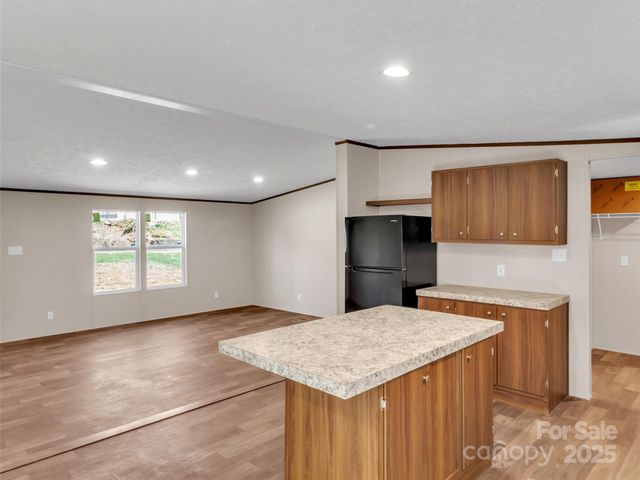 28 Addie Lane, Waynesville, NC 28786