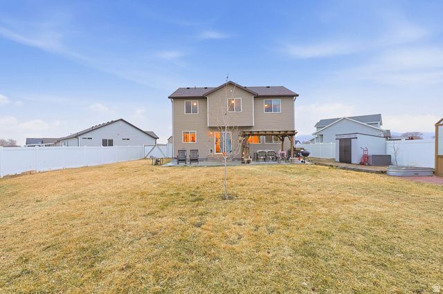 268 E CARLY DR, Grantsville, UT 84029
