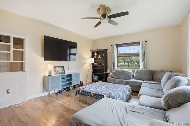 6339 Denton Road, Van Buren Charter Township, MI 48111