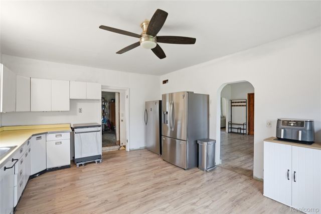 6339 Denton Road, Van Buren Charter Township, MI 48111