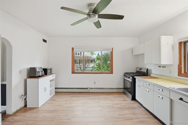6339 Denton Road, Van Buren Charter Township, MI 48111