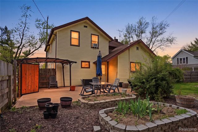 6339 Denton Road, Van Buren Charter Township, MI 48111