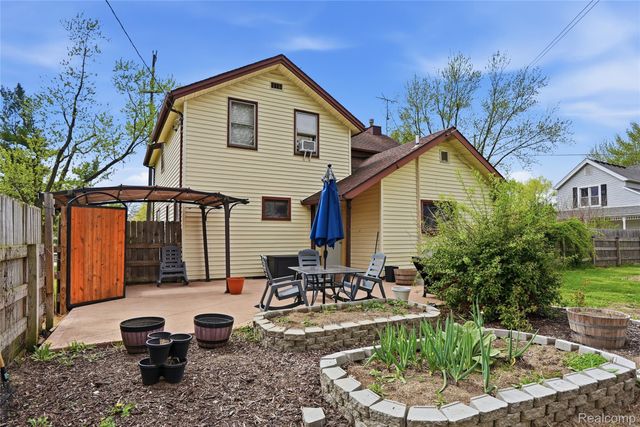 6339 Denton Road, Van Buren Charter Township, MI 48111