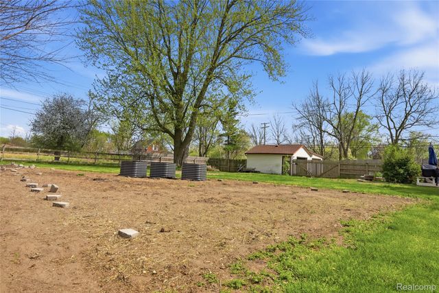 6339 Denton Road, Van Buren Charter Township, MI 48111