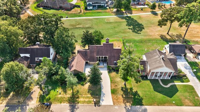 589 Brandon Road, Conroe, TX 77302