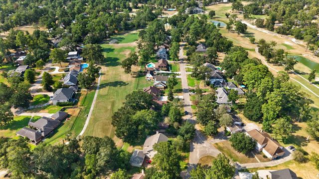 589 Brandon Road, Conroe, TX 77302