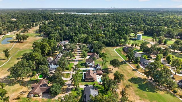 589 Brandon Road, Conroe, TX 77302
