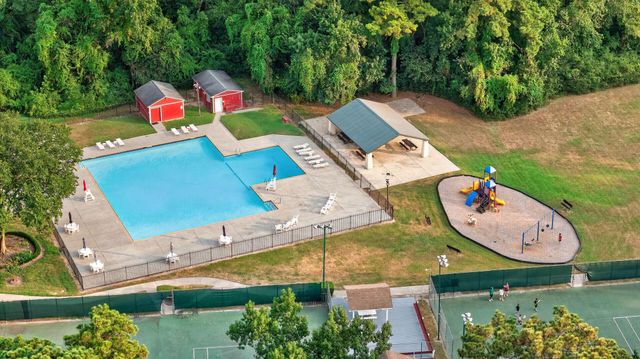 589 Brandon Road, Conroe, TX 77302