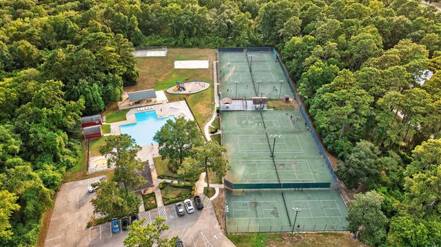 589 Brandon Road, Conroe, TX 77302