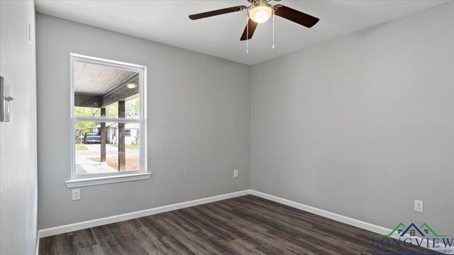 1108 E 8 Street, Mount Pleasant, TX 75455