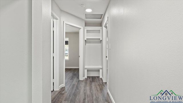 1108 E 8 Street, Mount Pleasant, TX 75455