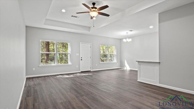 1108 E 8 Street, Mount Pleasant, TX 75455
