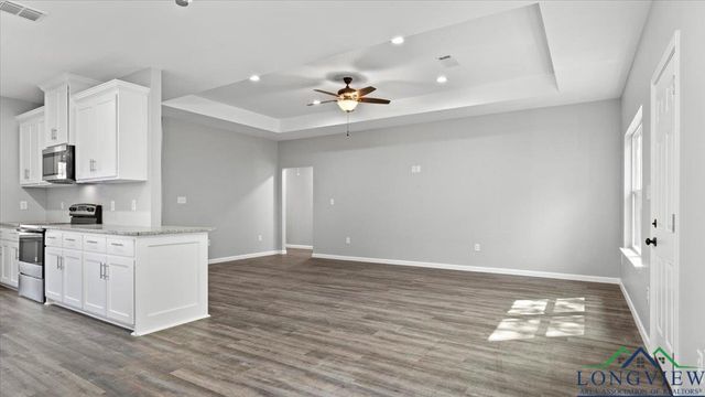 1108 E 8 Street, Mount Pleasant, TX 75455