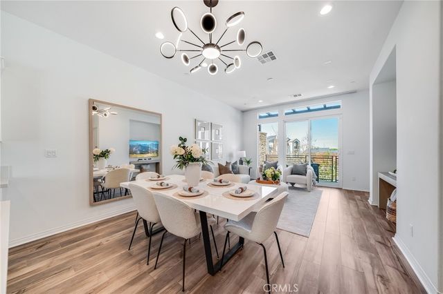 174 Sawbuck, Irvine, CA 92618