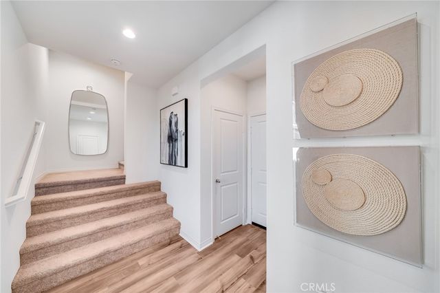 174 Sawbuck, Irvine, CA 92618